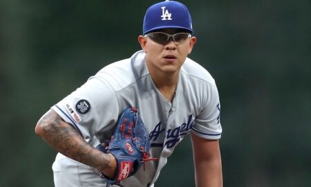 julio urias curveball